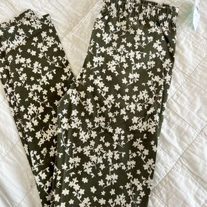 NWT Gap organically grown cotton girl leggings size 10 L